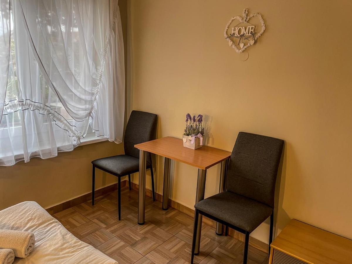 Elizabeth Apartman โทไก ภายนอก รูปภาพ
